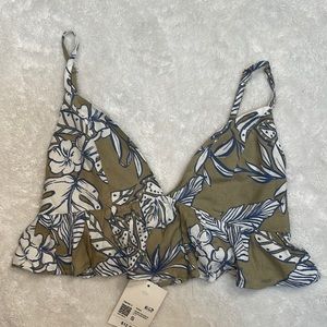 Forever 21 green floral crop top